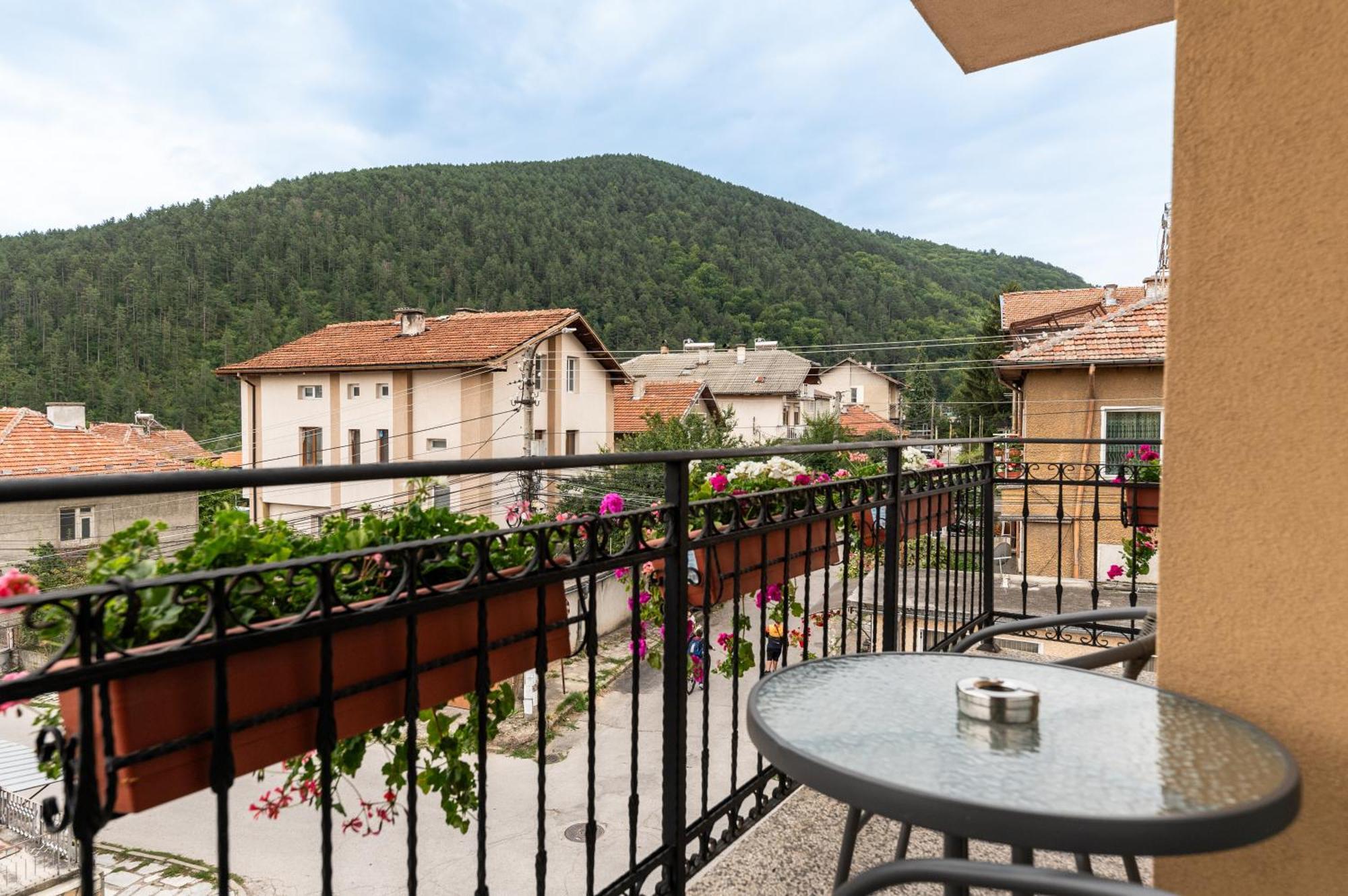 Beluga Guest House Βέλινγκραντ Εξωτερικό φωτογραφία